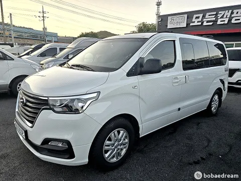 Hyundai Grand Starex