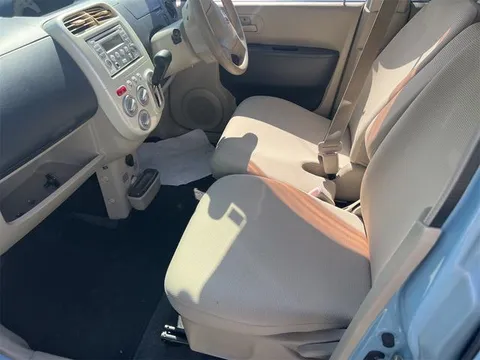 Nissan Otti
