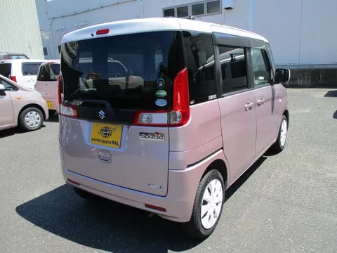Suzuki Spacia