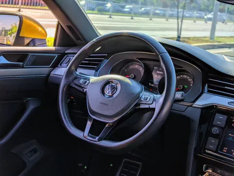 Volkswagen CC