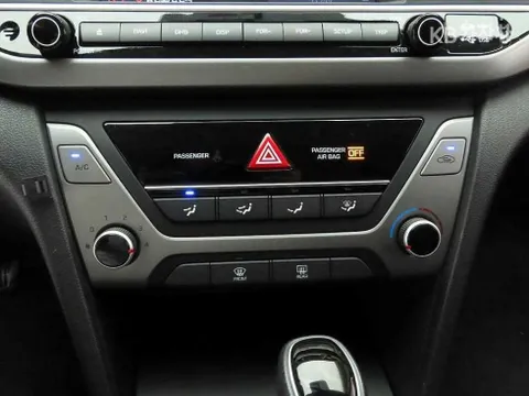 Hyundai Elantra (Avante)