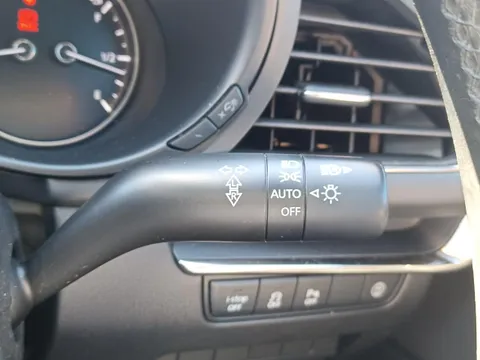 Mazda MAZDA3 Fastback