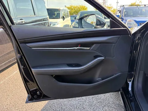 Mazda MAZDA3 Fastback