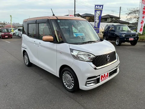 Nissan Dayz Roox