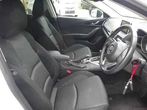 Mazda Axela Sport