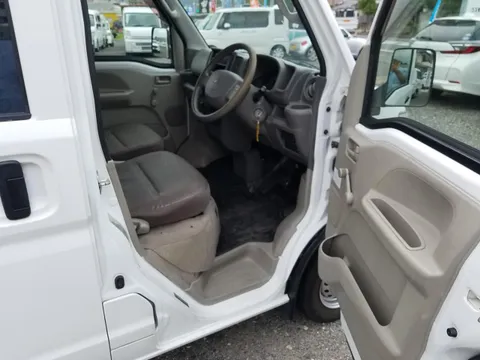 Mitsubishi Minicab Van