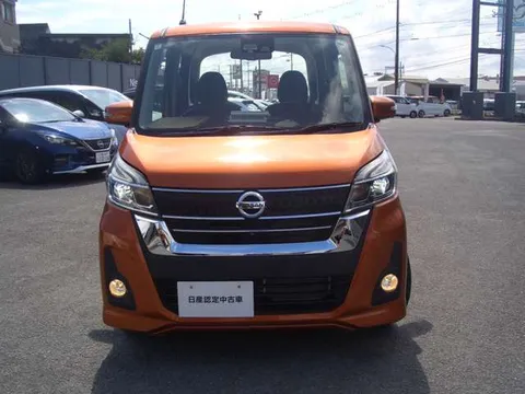 Nissan Dayz Roox
