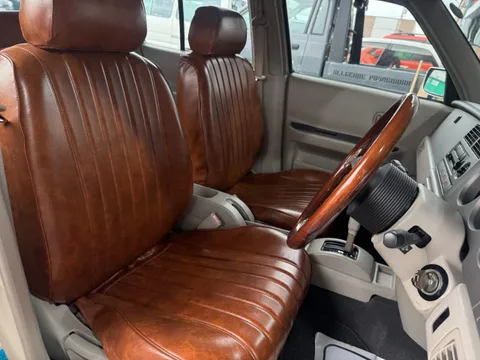 Nissan Rasheen