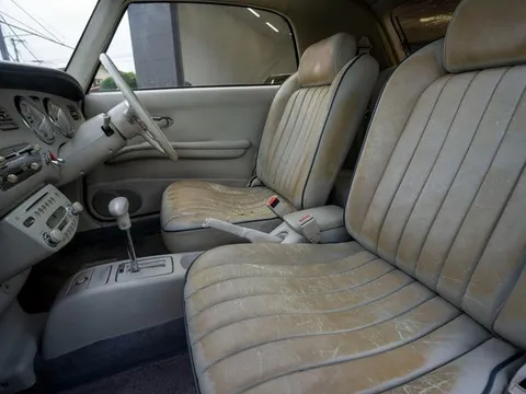 Nissan Figaro