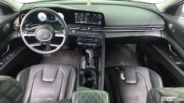 Hyundai Elantra (Avante)