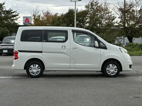 Nissan Vanette