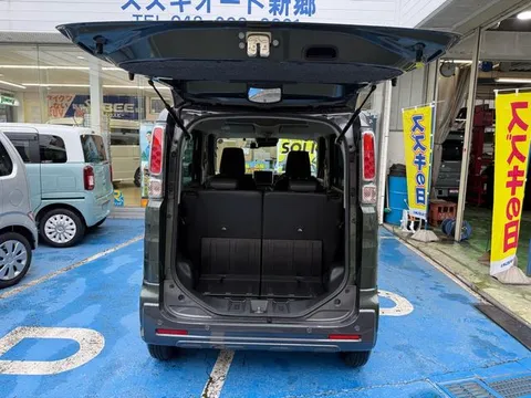 Suzuki Spacia Gear