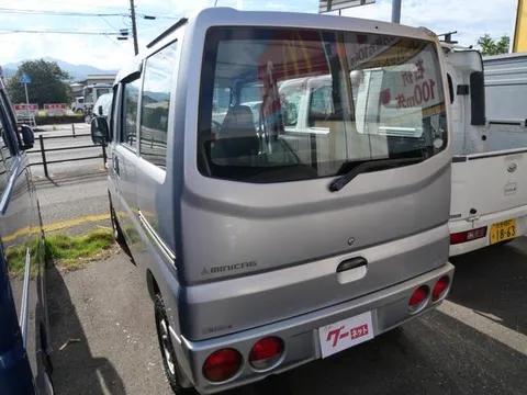 Mitsubishi Minicab Van