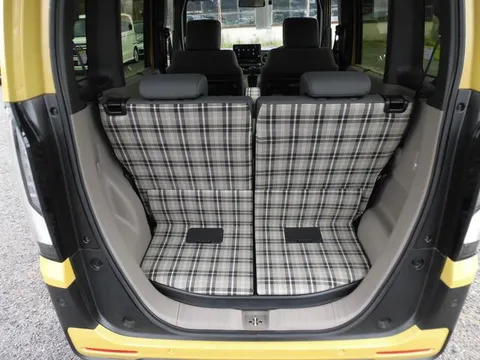 Honda N-BOX Joy