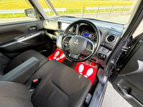 Mitsubishi eK Space Custom