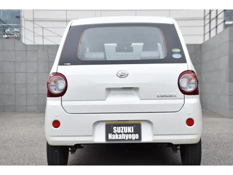 Daihatsu Mira Tocot