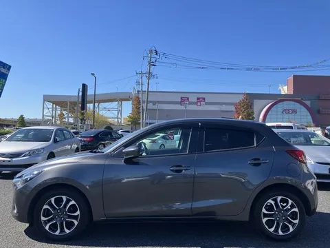 Mazda Mazda2 (Demio)