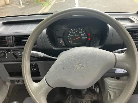 Mitsubishi Minicab Truck