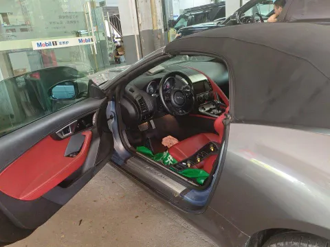 Jaguar F-Type