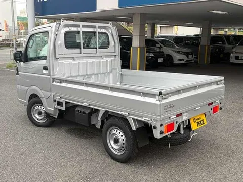Nissan Clipper Truck
