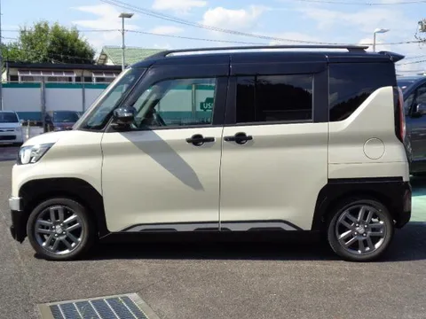 Mitsubishi Delica Mini