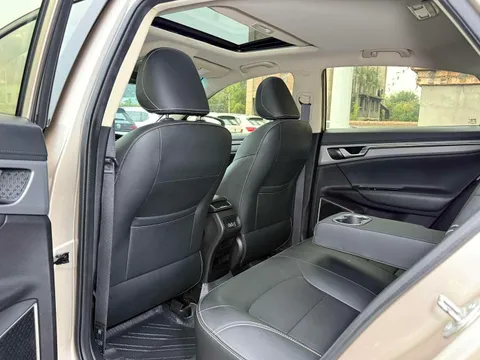 Geely Emgrand GL