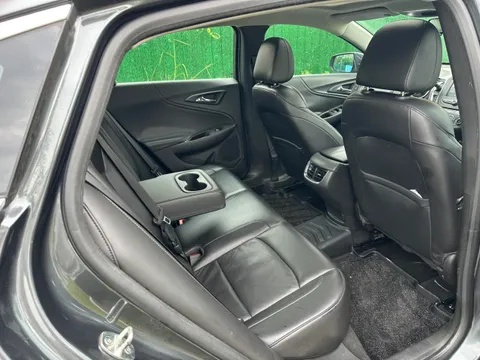 Chevrolet Malibu XL