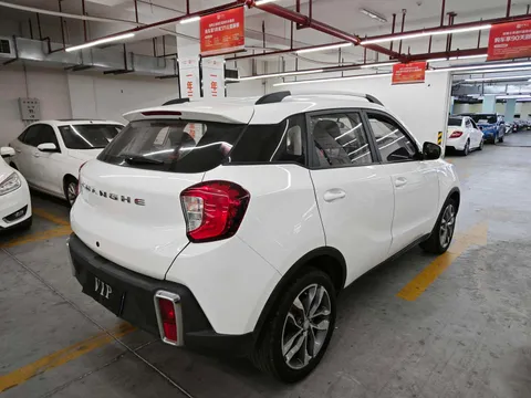 BAIC Q35