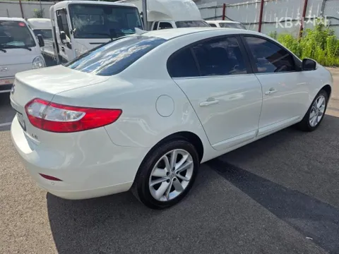 Renault SM3