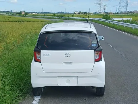 Toyota Pixis Epoch