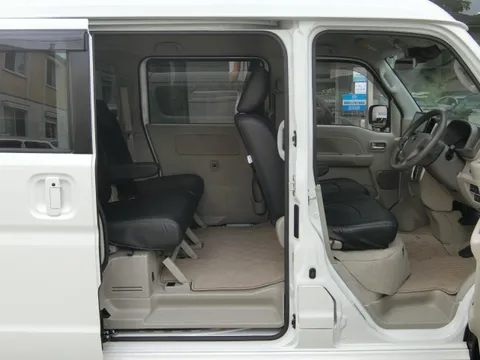 Nissan Clipper Rio