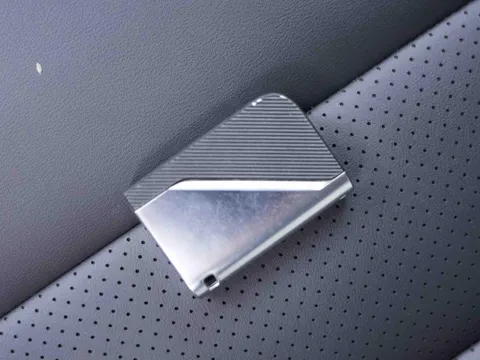 Lynk & Co Lynk & Co 06