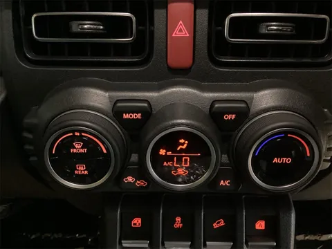 Suzuki Jimny Nomade
