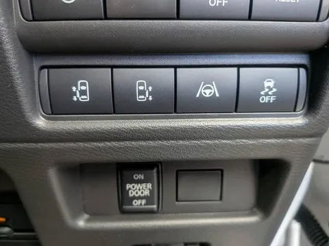 Mitsubishi Delica Mini