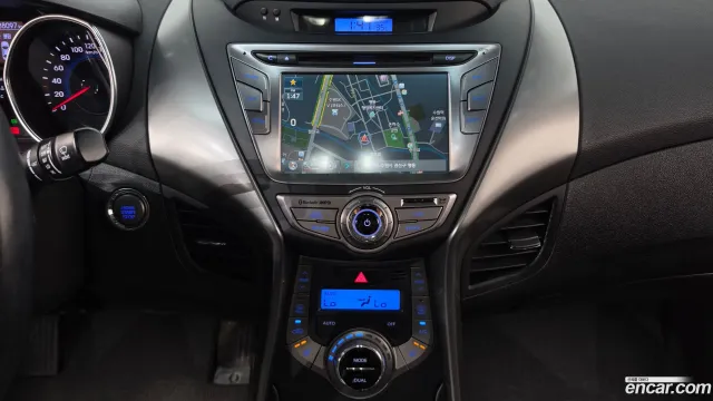 Hyundai Elantra (Avante)