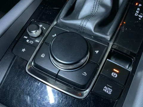 Mazda MAZDA3 Sedan