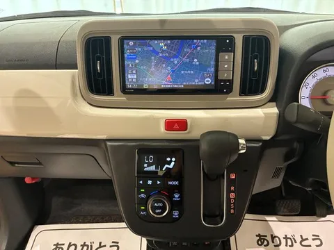 Daihatsu Mira Tocot