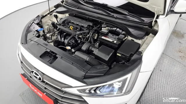Hyundai Elantra (Avante)