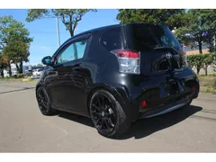 Toyota iQ