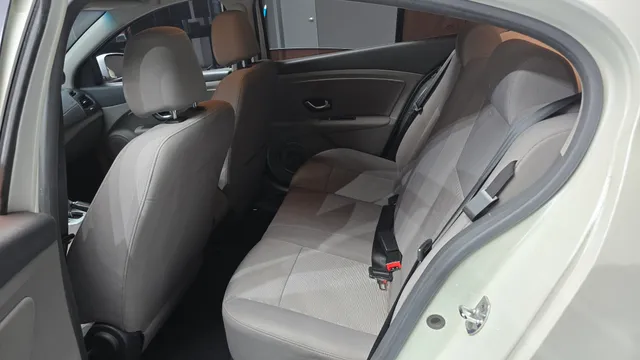 Renault SM3