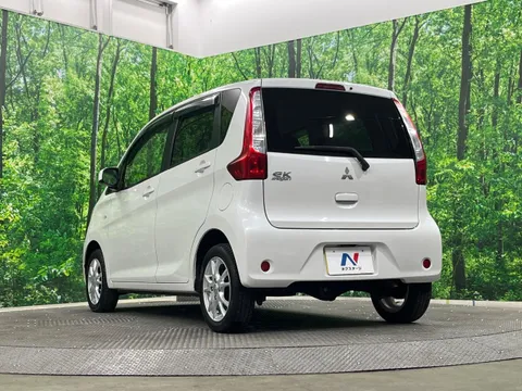 Mitsubishi eK Wagon