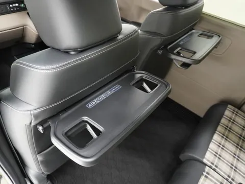 Honda N-BOX Joy