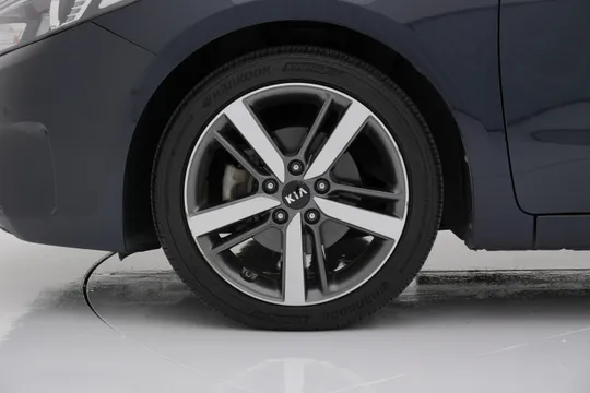 Kia Cerato (K3)