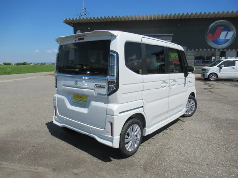 Suzuki Spacia Custom