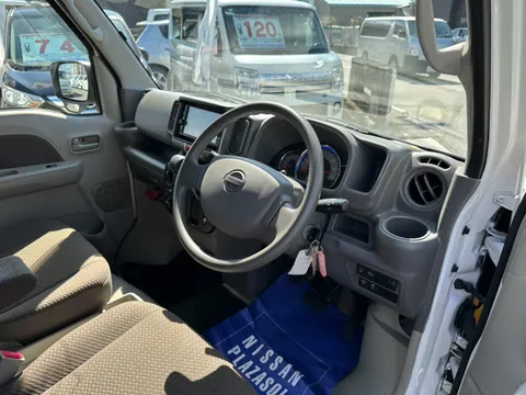 Nissan Clipper