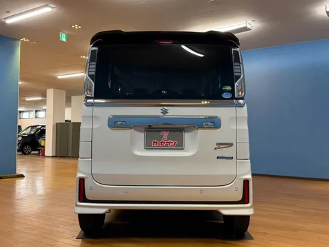 Suzuki Spacia Custom