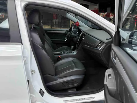 Roewe RX5
