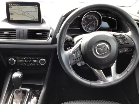 Mazda Axela Sport