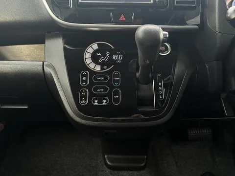 Mitsubishi eK Space Custom