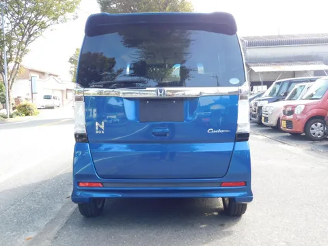 Honda N-BOX Custom